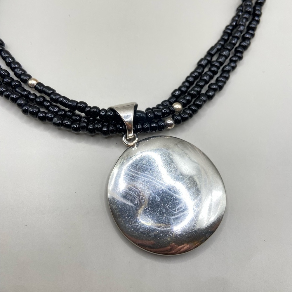 Silpada Wavy Disc Pendant Necklace S1123 - Picture 4 of 10